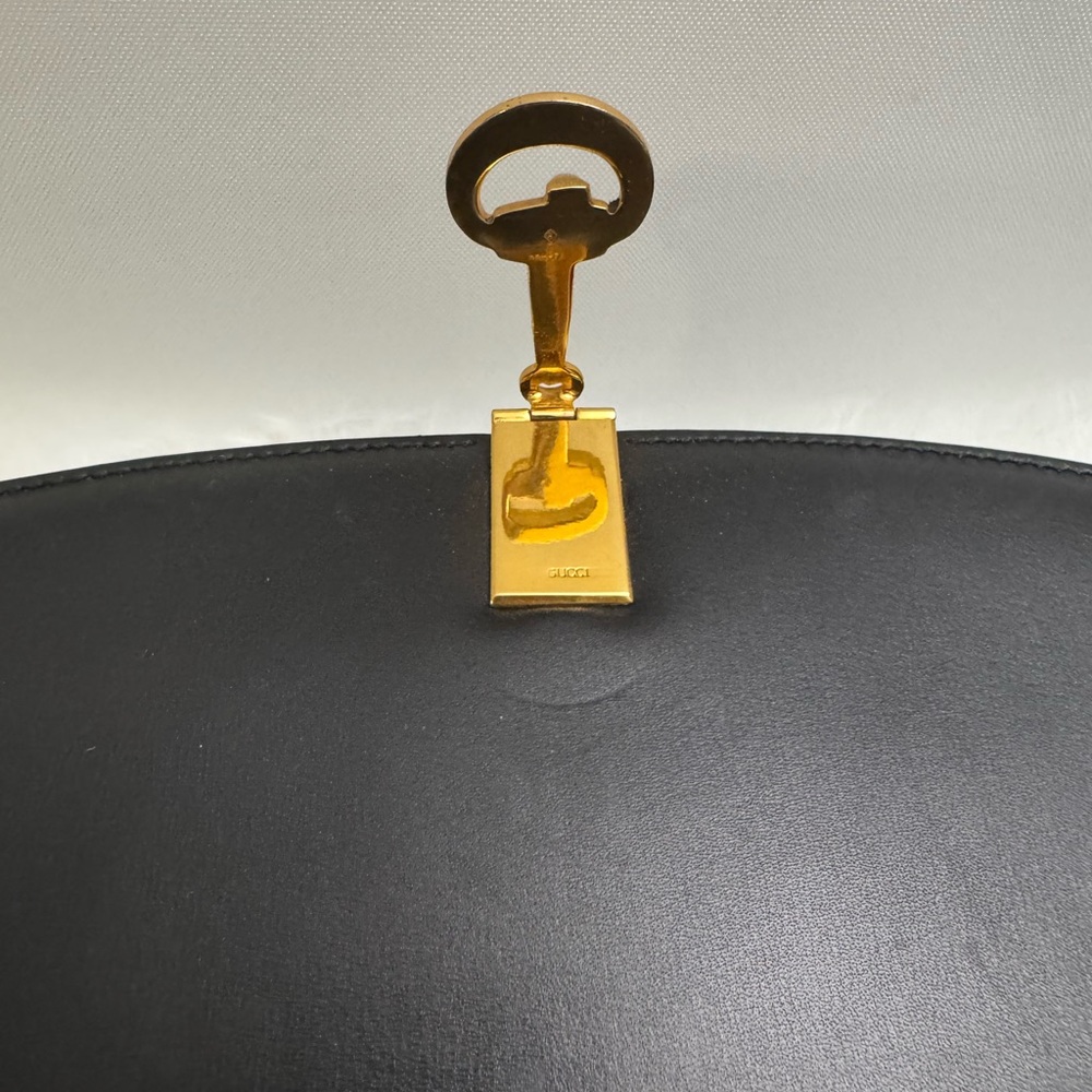 Gucci Horsebit Vintage Shoulder Bag - Picture 8 of 16